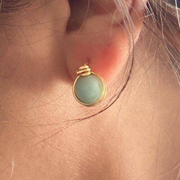 Aventurine gold halo studs handmade - Picture 1 of 3